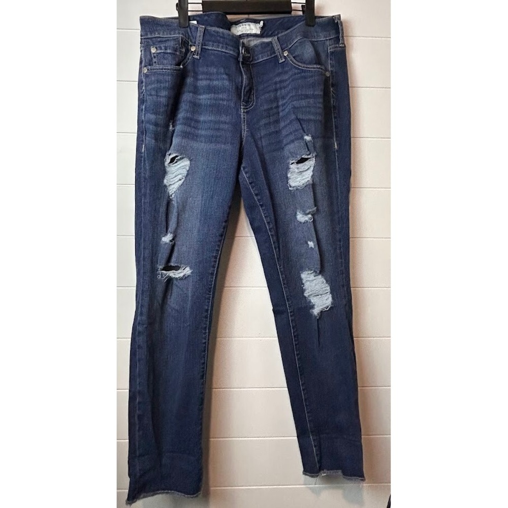 Torrid Boyfriend Crop Distressed Jeans Womens 14